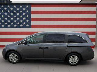 2017 Honda Odyssey LX FWD photo