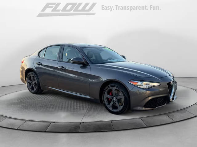 2017 Alfa Romeo Giulia  AWD photo