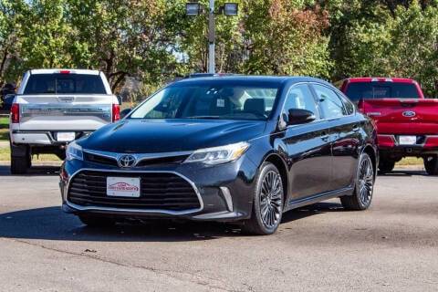 2017 Toyota Avalon Touring FWD photo