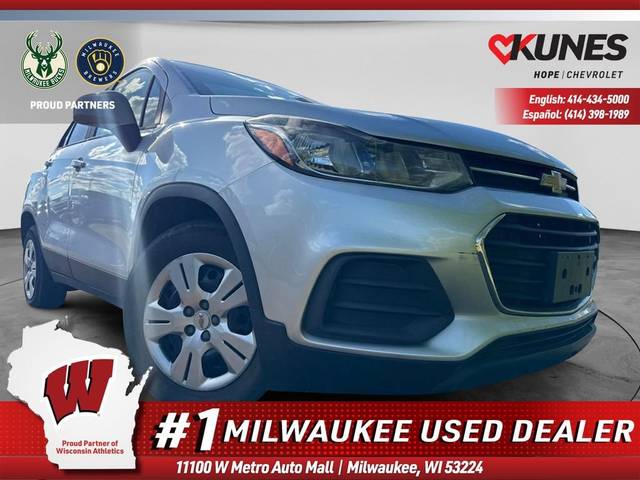2017 Chevrolet Trax LS FWD photo