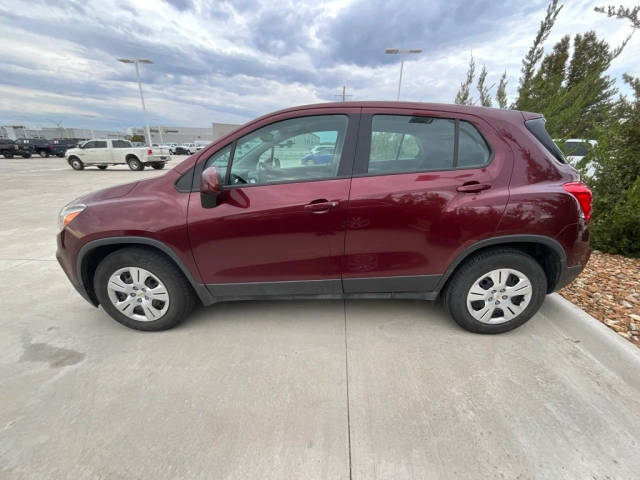 2017 Chevrolet Trax LS FWD photo