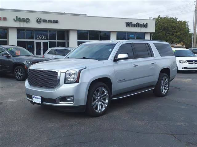 2017 GMC Yukon XL SLT 4WD photo