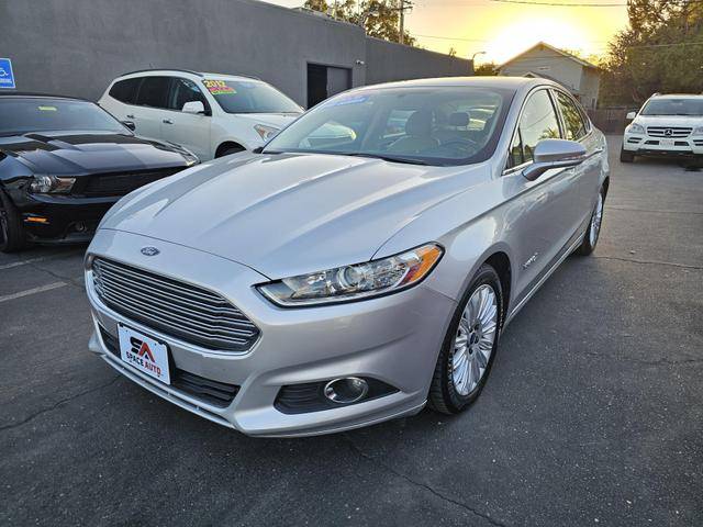 2015 Ford Fusion SE Hybrid FWD photo