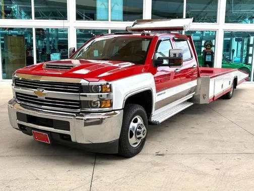 2017 Chevrolet Silverado 3500HD LT RWD photo