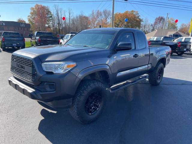 2016 Toyota Tacoma SR 4WD photo