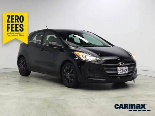 2017 Hyundai Elantra GT FWD photo