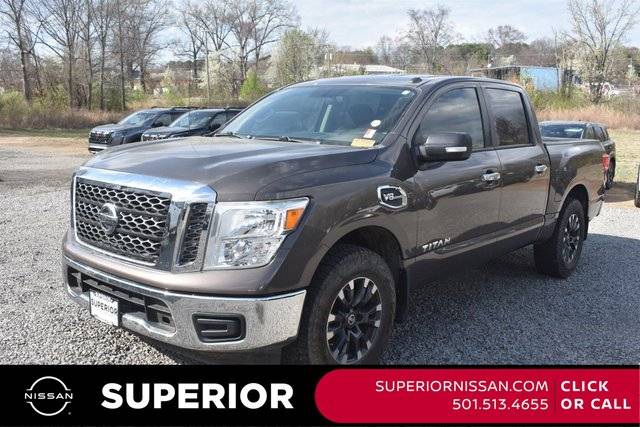 2017 Nissan Titan SV RWD photo