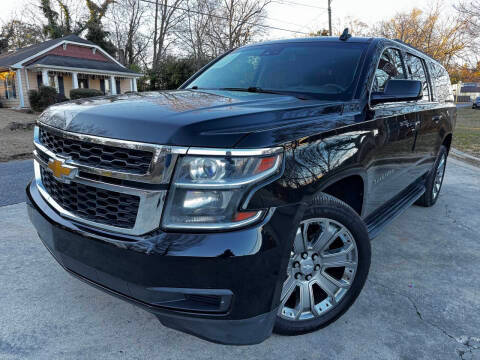 2017 Chevrolet Suburban LT RWD photo