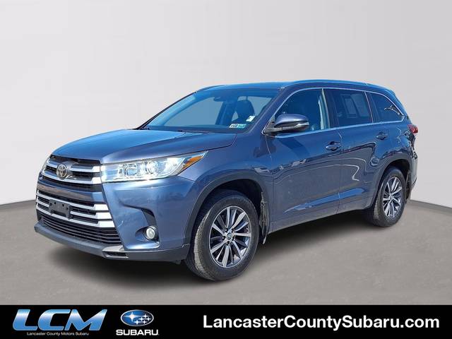 2017 Toyota Highlander XLE AWD photo