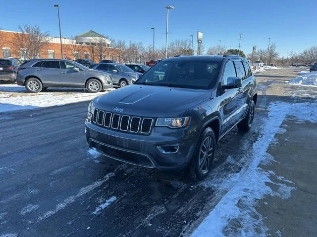 2017 Jeep Grand Cherokee Limited 4WD photo