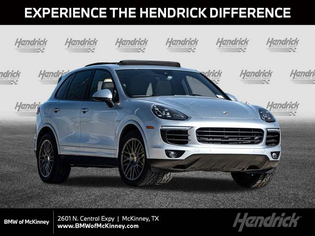 2017 Porsche Cayenne S E-Hybrid AWD photo