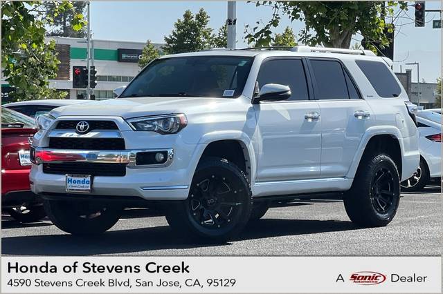 2017 Toyota 4Runner Limited 4WD photo