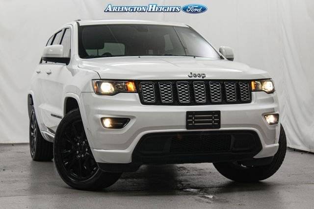 2017 Jeep Grand Cherokee Altitude 4WD photo