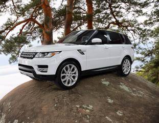 2017 Land Rover Range Rover Sport HSE 4WD photo