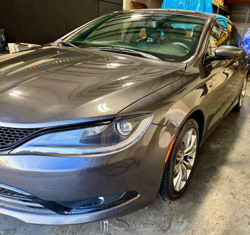 2015 Chrysler 200 S FWD photo
