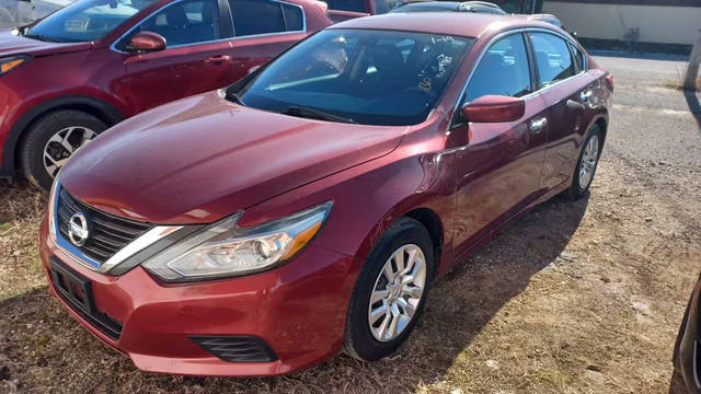 2016 Nissan Altima 2.5 S FWD photo