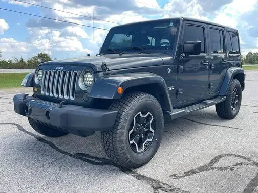 2016 Jeep Wrangler Unlimited Sahara 4WD photo