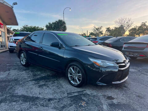 2017 Toyota Camry SE FWD photo