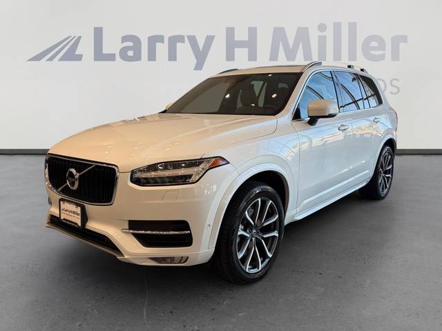 2017 Volvo XC90 Momentum AWD photo