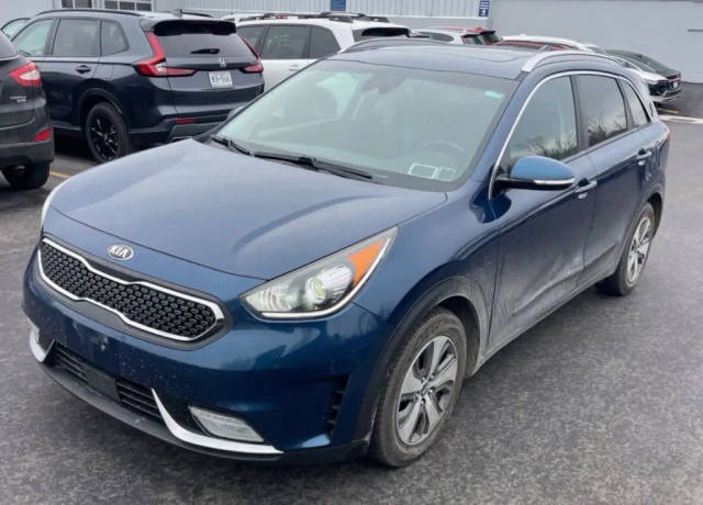 2017 Kia Niro EX FWD photo