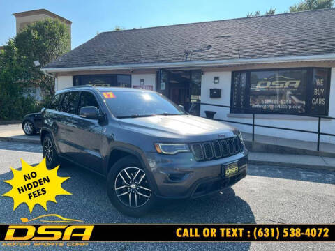 2017 Jeep Grand Cherokee Trailhawk 4WD photo