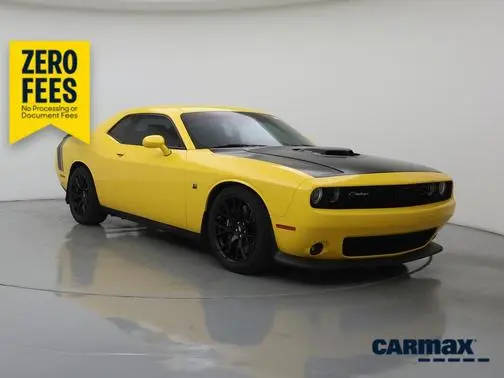 2017 Dodge Challenger 392 Hemi Scat Pack Shaker RWD photo