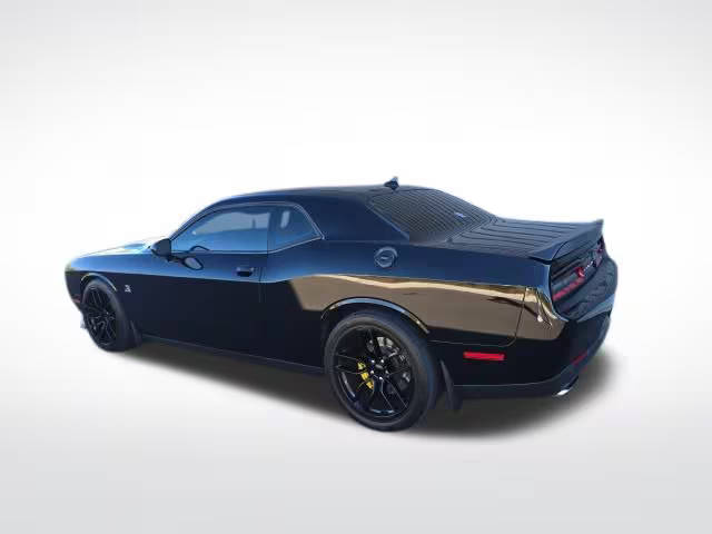 2015 Dodge Challenger R/T Scat Pack RWD photo