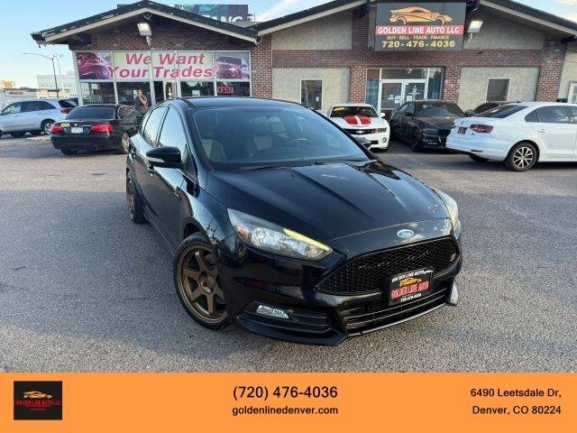 2017 Ford Focus ST FWD photo