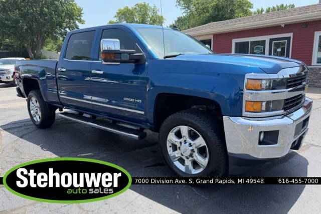 2017 Chevrolet Silverado 2500HD LTZ 4WD photo