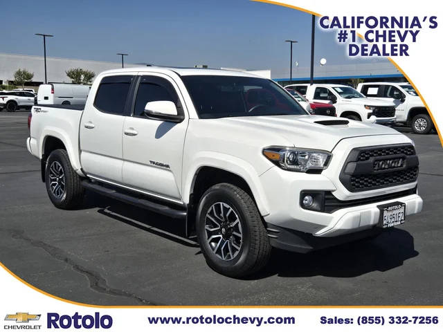 2017 Toyota Tacoma TRD Sport RWD photo