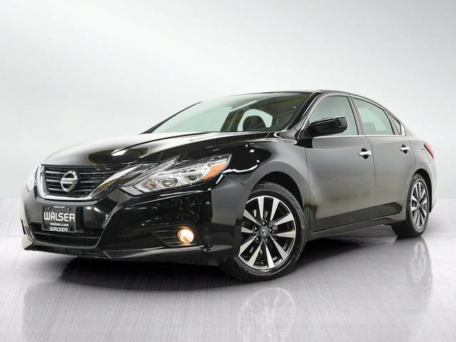 2017 Nissan Altima 2.5 SV FWD photo