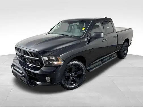 2017 Ram 1500 Express 4WD photo