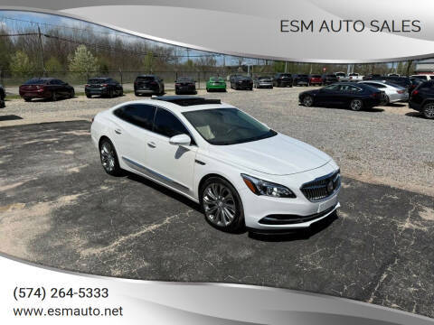 2017 Buick LaCrosse Essence FWD photo