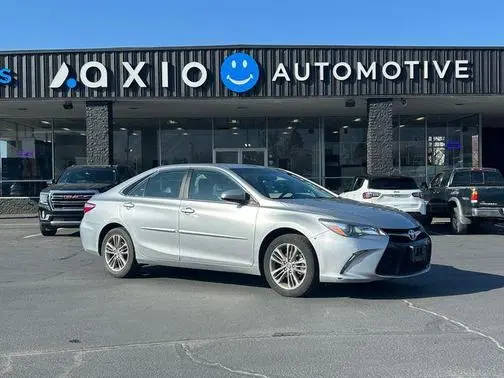 2017 Toyota Camry SE FWD photo