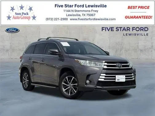 2017 Toyota Highlander XLE FWD photo
