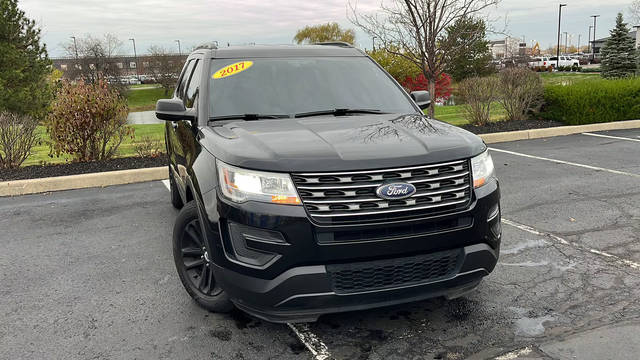 2017 Ford Explorer Base FWD photo