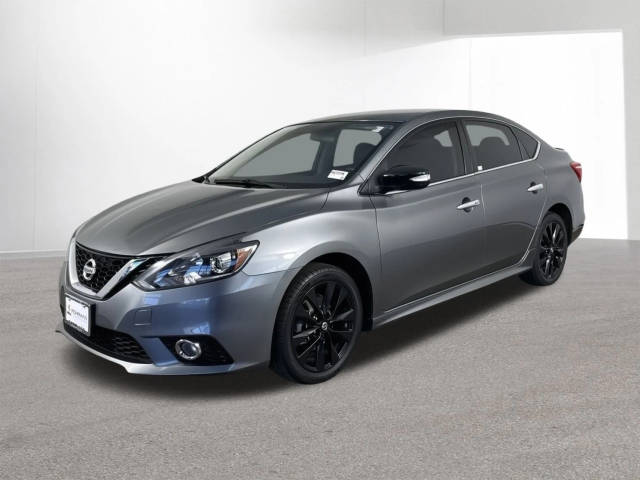 2017 Nissan Sentra SR FWD photo