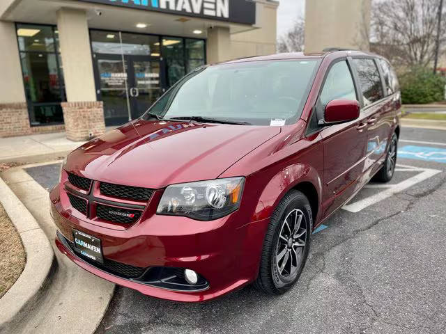 2017 Dodge Grand Caravan GT FWD photo