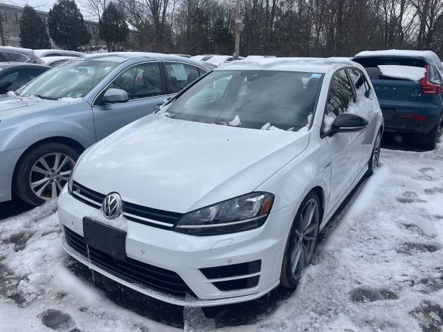 2017 Volkswagen Golf R  AWD photo