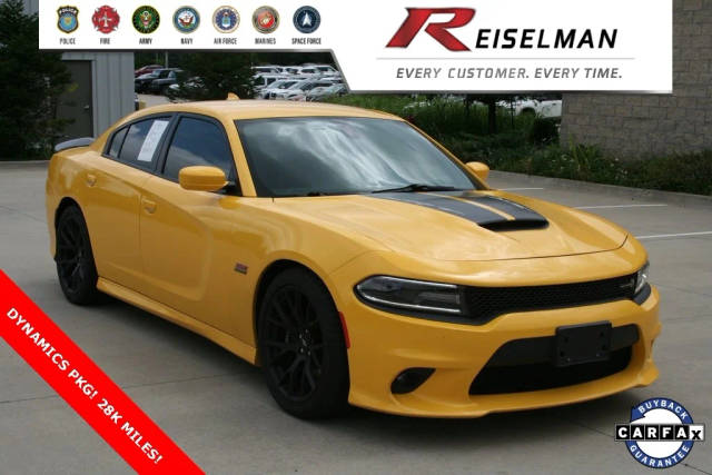 2017 Dodge Charger R/T Scat Pack RWD photo