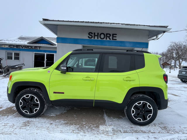 2017 Jeep Renegade Trailhawk 4WD photo