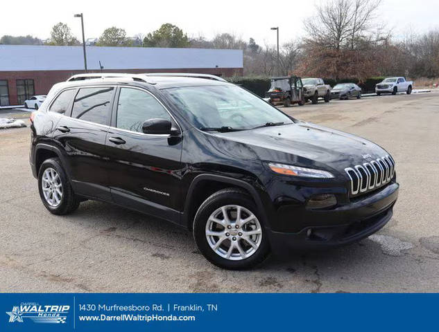 2017 Jeep Cherokee Latitude FWD photo