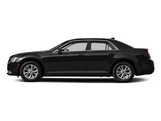 2017 Chrysler 300 Limited RWD photo