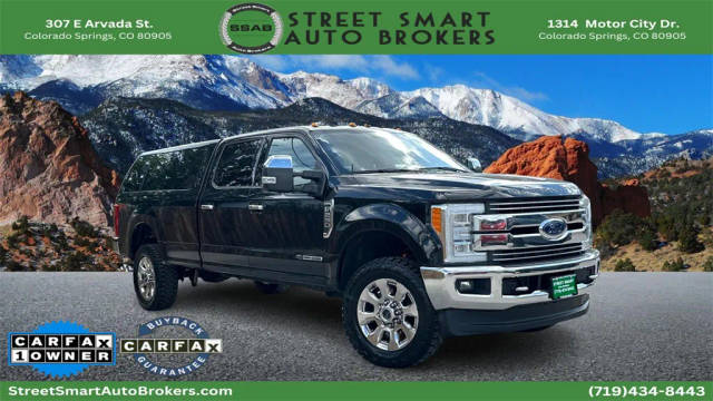 2017 Ford F-250 Super Duty Lariat 4WD photo