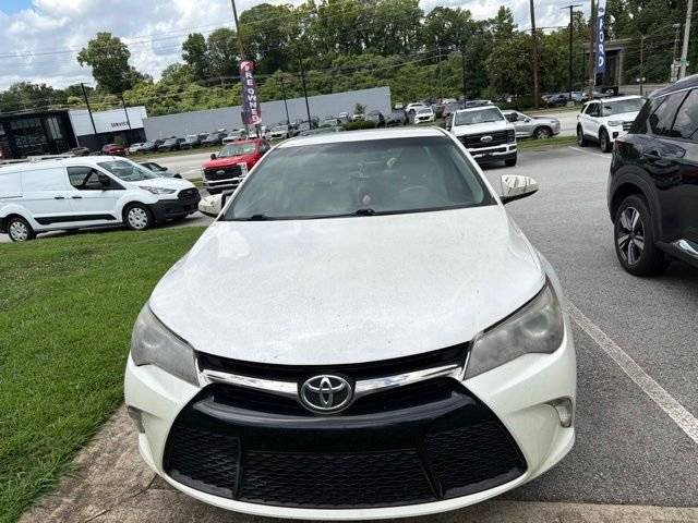 2017 Toyota Camry SE FWD photo