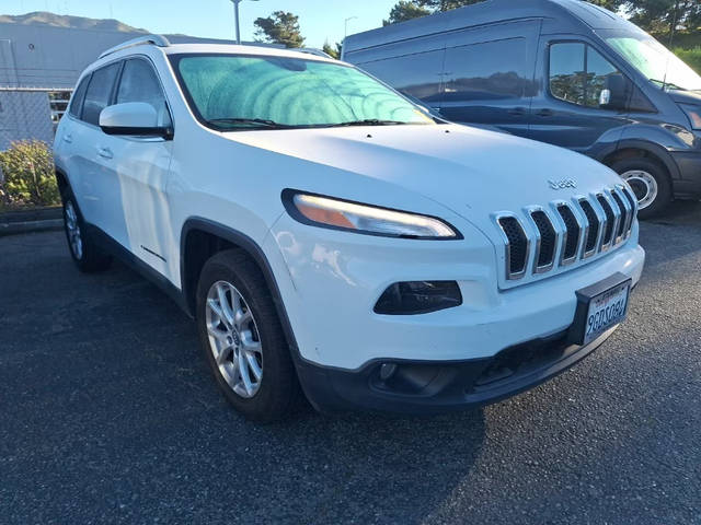 2017 Jeep Cherokee Latitude FWD photo