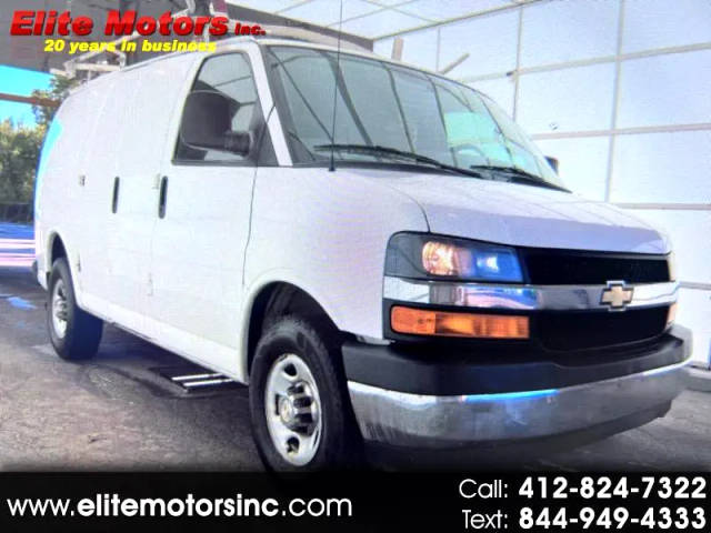 2017 Chevrolet Express Cargo  RWD photo