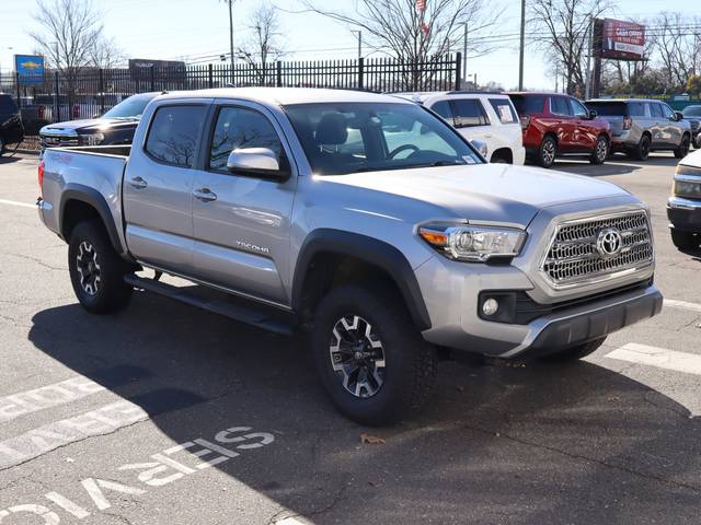2017 Toyota Tacoma TRD Off Road 4WD photo