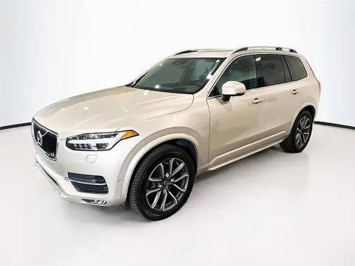 2017 Volvo XC90 Momentum AWD photo