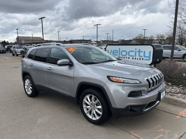 2017 Jeep Cherokee Limited 4WD photo